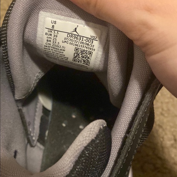 WMNS Air Jordan Jumpman Two Trey’s - Black and Gray - Picture 7 of 8